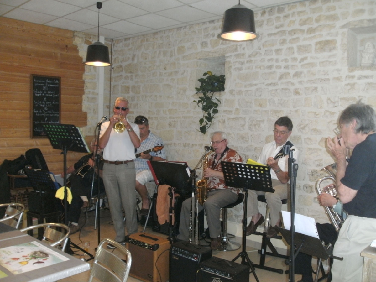 Le Lizot Poitou-Charentes - Saint-Mandé-sur-Brédoire visuel 9/10 Le Lizot Poitou-Charentes - Saint-Mandé-sur-Brédoire visuel 9/10