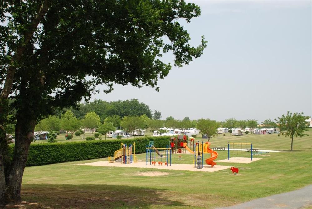 Le Logis Du Breuil Poitou-Charentes - Sint-Augustinus visuel 9/10 Le Logis Du Breuil Poitou-Charentes - Sint-Augustinus visuel 9/10