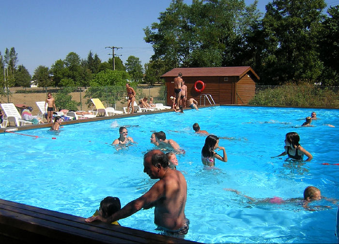 Le Relais de l'Entre deux Lacs Midi-Pyreneën - Teillet visuel 8/10 Le Relais de l'Entre deux Lacs Midi-Pyreneën - Teillet visuel 8/10