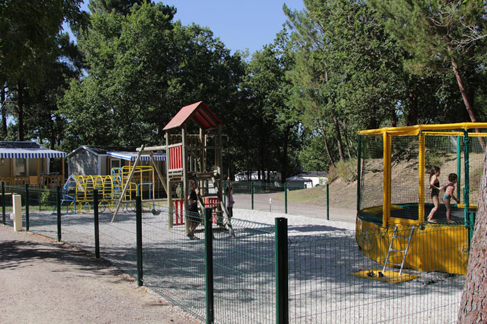 L'Ecureuil Poitou-Charentes - Sint-Augustinus visuel 9/11 L'Ecureuil Poitou-Charentes - Sint-Augustinus visuel 9/11