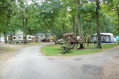 Les Acacias Groot-Centrum - La Ville-aux-Dames visuel 1/10 Les Acacias Groot-Centrum - La Ville-aux-Dames visuel 1/10