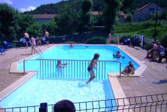 Les Fauvettes Camping Minicipal - Auvergne - Saint-Préjet-d'Allier visuel 2/8 Les Fauvettes Camping Minicipal - Auvergne - Saint-Préjet-d'Allier visuel 2/8