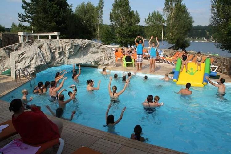 Les Genêts Midi-Pyreneën - Salles-Curan visuel 6/10 Les Genêts Midi-Pyreneën - Salles-Curan visuel 6/10