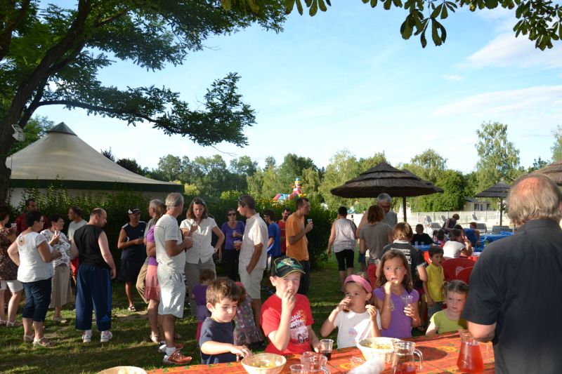 Camping Club Les Granges Groot-Centrum - Luynes visuel 10/11 Camping Club Les Granges Groot-Centrum - Luynes visuel 10/11