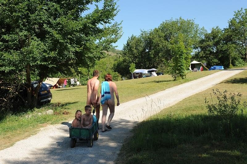 Les LauzonsDomaine Naturiste - Provence-Alpes-Côte d'Azur - Limans visuel 3/7 Les LauzonsDomaine Naturiste - Provence-Alpes-Côte d'Azur - Limans visuel 3/7