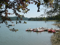 Les Reflets du Lac Midi-Pyreneën - Miélan visuel 2/4 Les Reflets du Lac Midi-Pyreneën - Miélan visuel 2/4