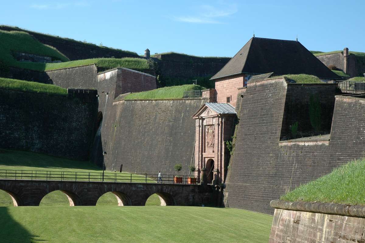 L'Etang des Forges Franche Comté - Belfort visuel 5/9 L'Etang des Forges Franche Comté - Belfort visuel 5/9