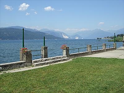 Lido di Monvalle Lombardije - Monvalle visuel 4/9 Lido di Monvalle Lombardije - Monvalle visuel 4/9