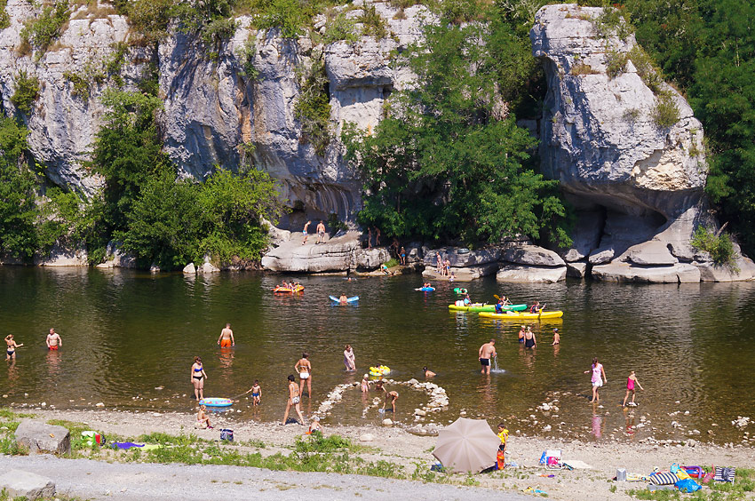 Mazet Plage Rhône-Alpes - Berrias en Casteljau visuel 2/9 Mazet Plage Rhône-Alpes - Berrias en Casteljau visuel 2/9