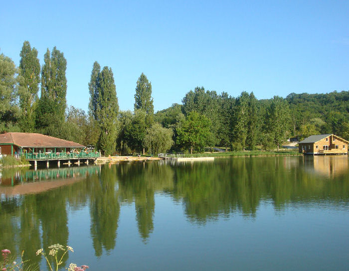 Résidence Les Cottages du Lac Aquitaine - Coly visuel 4/10 Résidence Les Cottages du Lac Aquitaine - Coly visuel 4/10