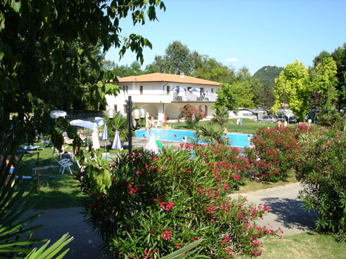 Rolli Lombardije - Manerba del Garda visuel 8/11 Rolli Lombardije - Manerba del Garda visuel 8/11