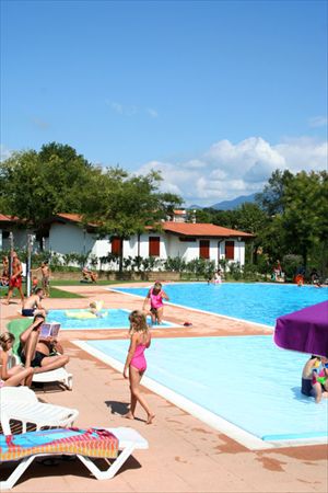 San Giorgio Vacanze Lombardije - Manerba del Garda visuel 4/11 San Giorgio Vacanze Lombardije - Manerba del Garda visuel 4/11