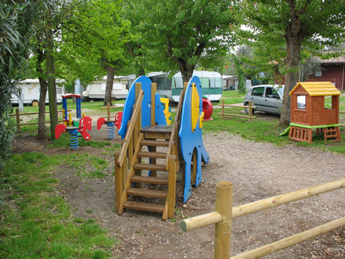 San Giorgio Vacanze Lombardije - Manerba del Garda visuel 5/11 San Giorgio Vacanze Lombardije - Manerba del Garda visuel 5/11