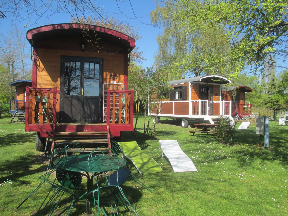 Camping Touristique de Gien Groot-Centrum - Poilly-lez-Gien visuel 1/9 Camping Touristique de Gien Groot-Centrum - Poilly-lez-Gien visuel 1/9