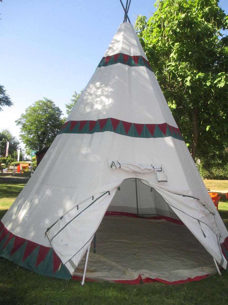 Camping Touristique de Gien Groot-Centrum - Poilly-lez-Gien visuel 9/9 Camping Touristique de Gien Groot-Centrum - Poilly-lez-Gien visuel 9/9
