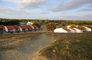Village Vacances La Grande Dune Pays de Loire - Saint-Hilaire-de-Riez visuel 1/6 Village Vacances La Grande Dune Pays de Loire - Saint-Hilaire-de-Riez visuel 1/6