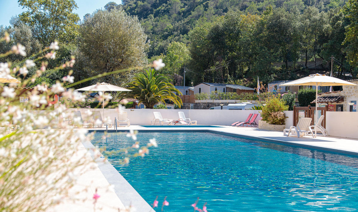 Au Vallon Rouge Provence-Alpes-Côte d'Azur - La Colle-sur-Loup visuel 11/25 Au Vallon Rouge Provence-Alpes-Côte d'Azur - La Colle-sur-Loup visuel 11/25