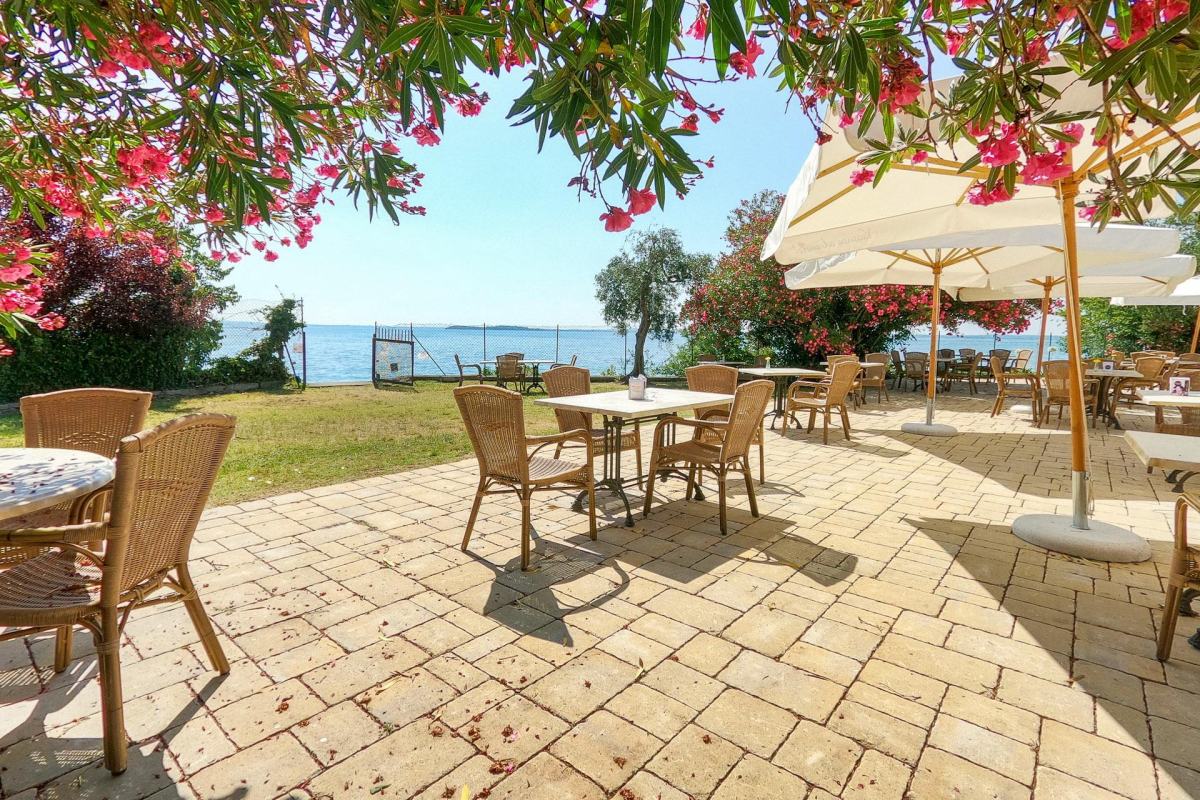 Boutique Sivinos Lombardije - Manerba del Garda visuel 5/8 Boutique Sivinos Lombardije - Manerba del Garda visuel 5/8