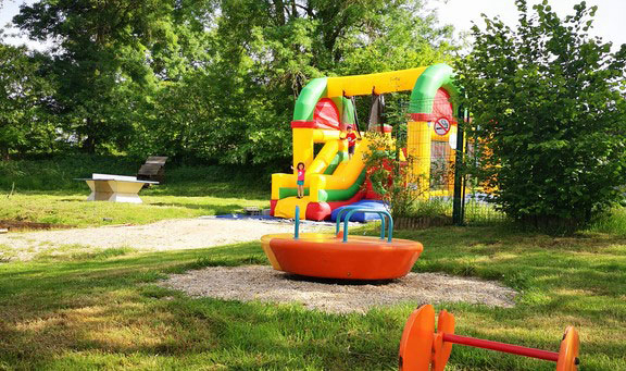 Camping de Mépillat Rhône-Alpes - Saint-Nizier-le-Bouchoux visuel 5/13 Camping de Mépillat Rhône-Alpes - Saint-Nizier-le-Bouchoux visuel 5/13