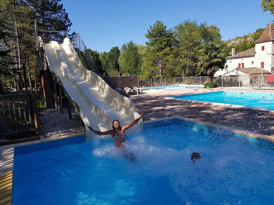 Camping Des Arcades Midi-Pyreneën - Saint-Pantaléon visuel 3/7 Camping Des Arcades Midi-Pyreneën - Saint-Pantaléon visuel 3/7