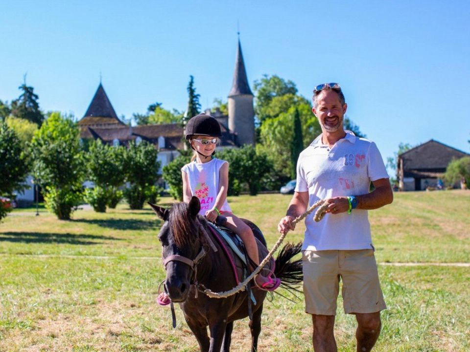 Château de Fonrives Aquitaine - Rives visuel 14/14 Château de Fonrives Aquitaine - Rives visuel 14/14