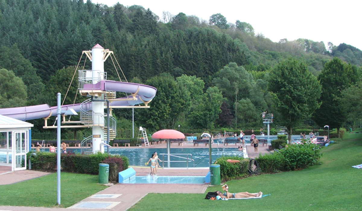In der Enz Rijnland-Palts - Neuerburg visuel 1/2 In der Enz Rijnland-Palts - Neuerburg visuel 1/2