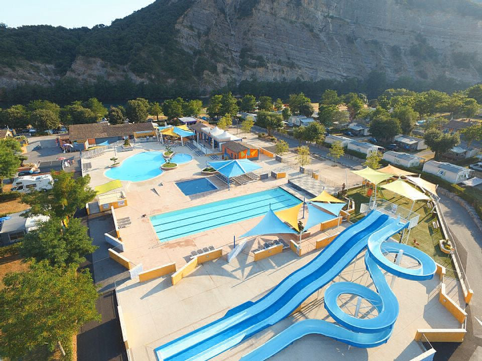 La Plage Fleurie Rhône-Alpes - Vallon-Pont-d'Arc visuel 1/9 La Plage Fleurie Rhône-Alpes - Vallon-Pont-d'Arc visuel 1/9
