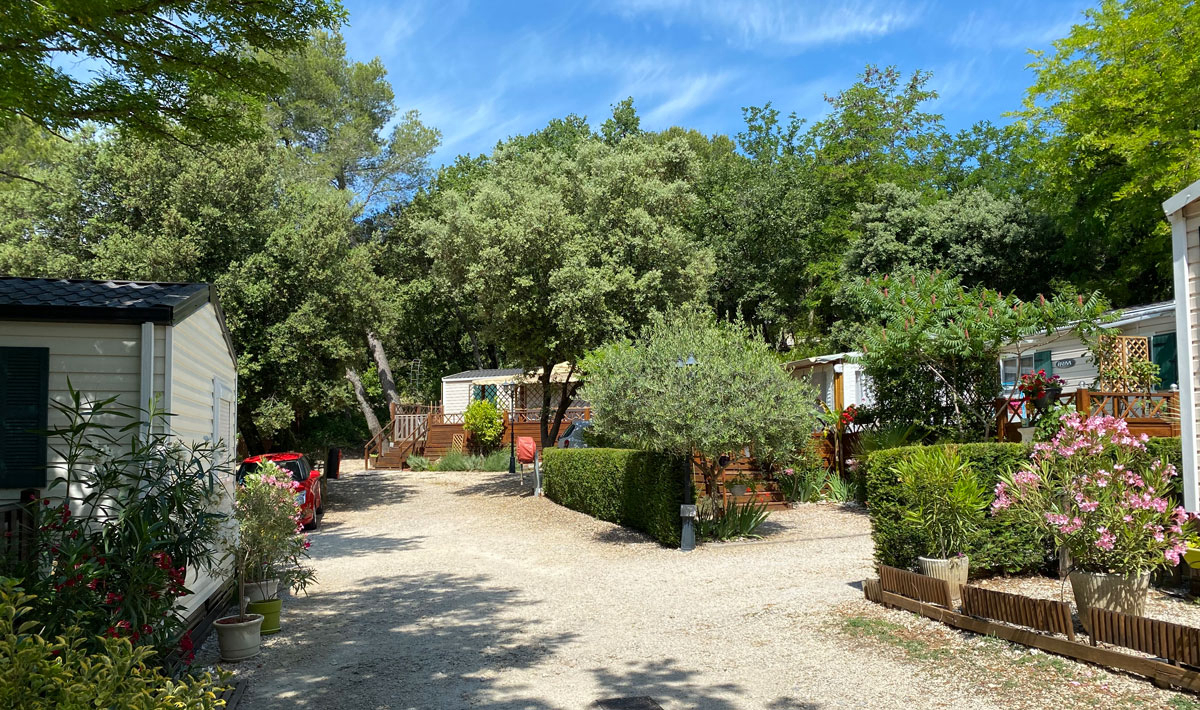 La Vallée de Barry Provence-Alpes-Côte d'Azur - Bollène visuel 2/9 La Vallée de Barry Provence-Alpes-Côte d'Azur - Bollène visuel 2/9
