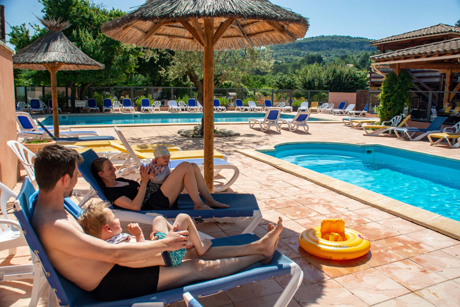 Le Lubéron Provence-Alpes-Côte d'Azur - Apt visuel 16/28 Le Lubéron Provence-Alpes-Côte d'Azur - Apt visuel 16/28
