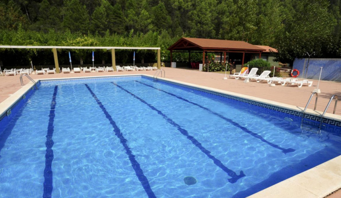 Camping La Fradera - Sant Llorenç de la Muga