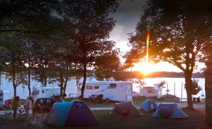 Camping Le Touring - Salles-Curan