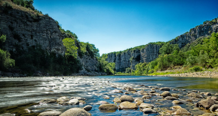 Camping Les Rives De L'ardeche - Mayres