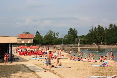 Camping Lac De Pont - Pont-et-Massène