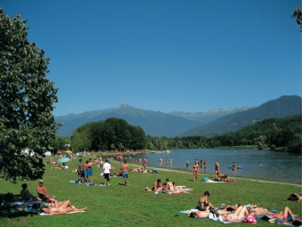 Camping Le Lac de Carouge - Saint-Pierre-d'Albigny