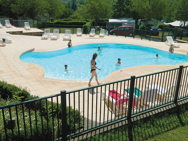 Camping LES CHATAIGNIERS - Laurac-en-Vivarais