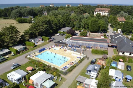 Camping Les Peupliers - Merville Frankrijk