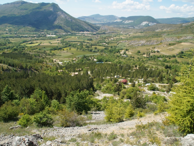 Camping LES ROUTELLES - Séderon