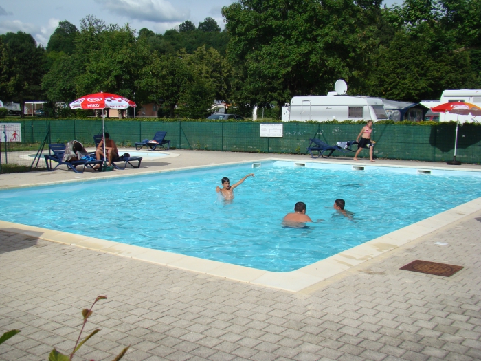 Camping La Vallee De L'ain - Poncin