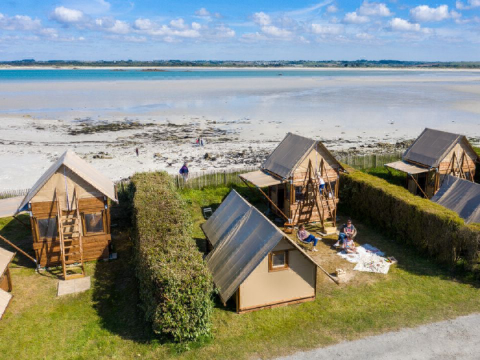 Camping De Kerurus - Bretagne - Plounéour-Trez - 277€/sem